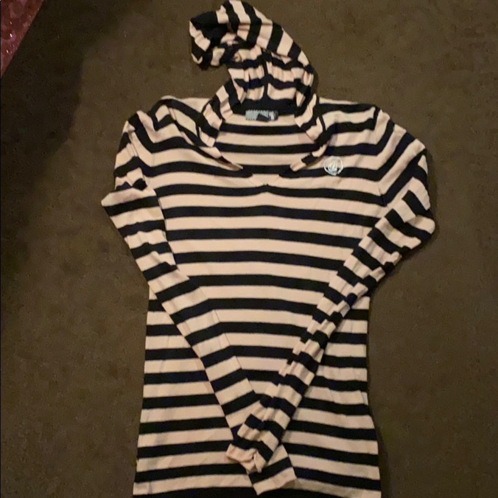 Hooded sweater